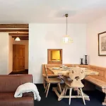 Apartment Schöne Im Zentrum Von St. Moritz
